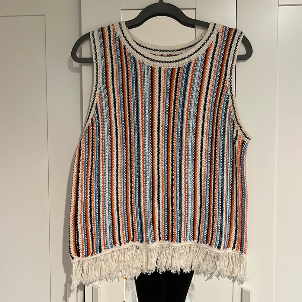 LOFT • Beach tank
